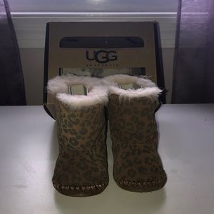 Baby girl Ugg boots cheetah leopard print